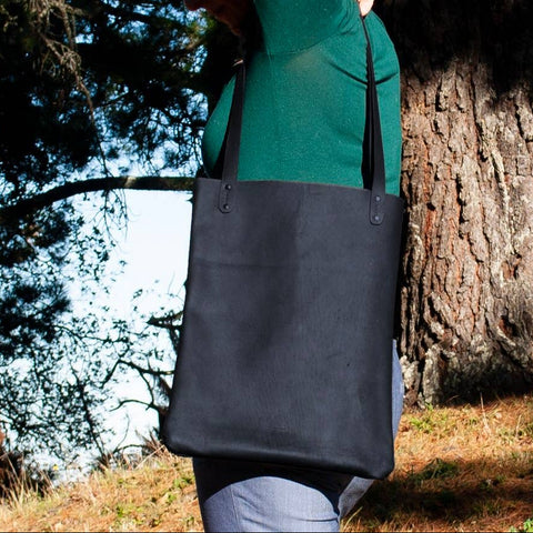 Sturdy Leather Travel Tote
