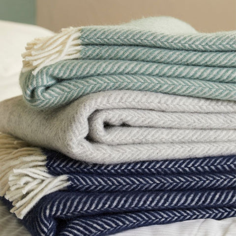 Fishbone Pure New Wool Throw