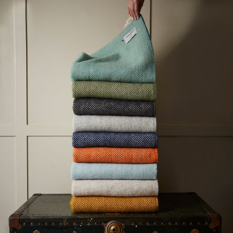 Fishbone Pure New Wool Throw