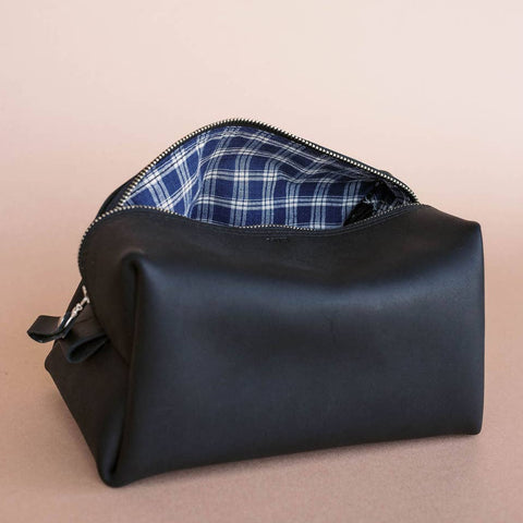 Leather Tatum Dopp Kit