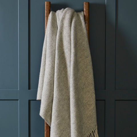 Fishbone Pure New Wool Throw